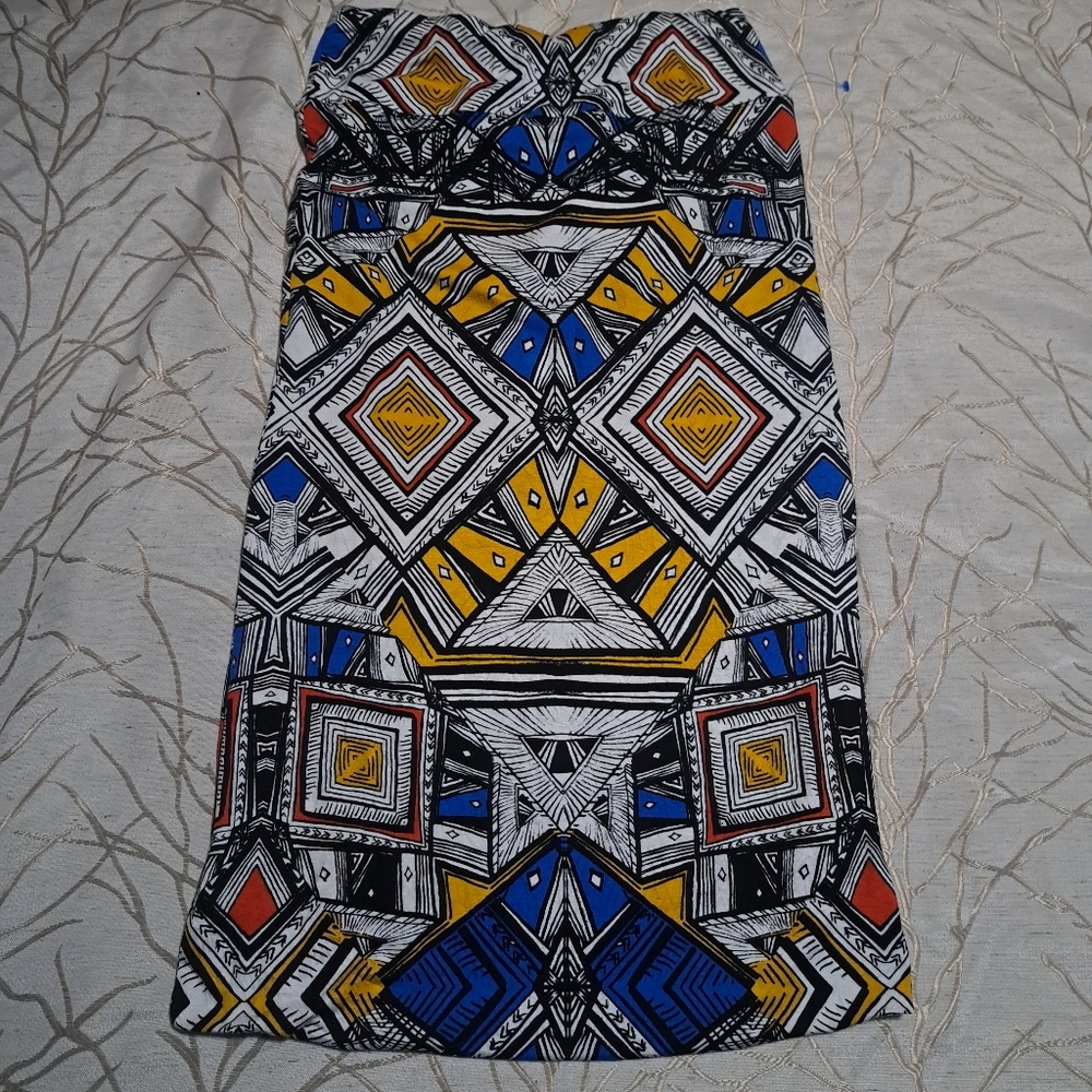Chelsea and Theodore Patterned skirt size small